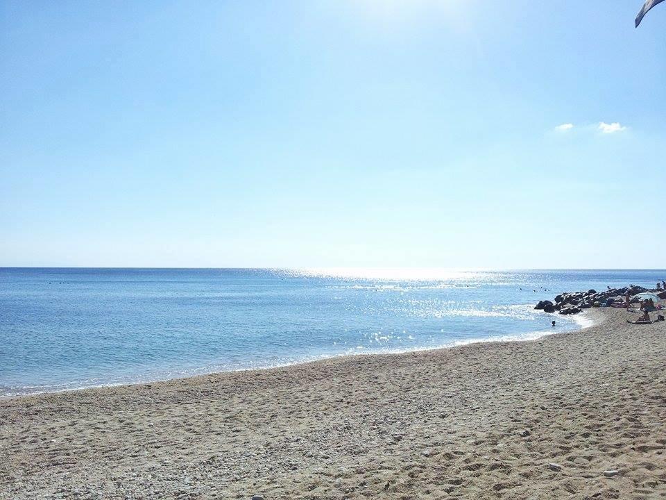 Pano sto Kyma Studios Plomari Esterno foto